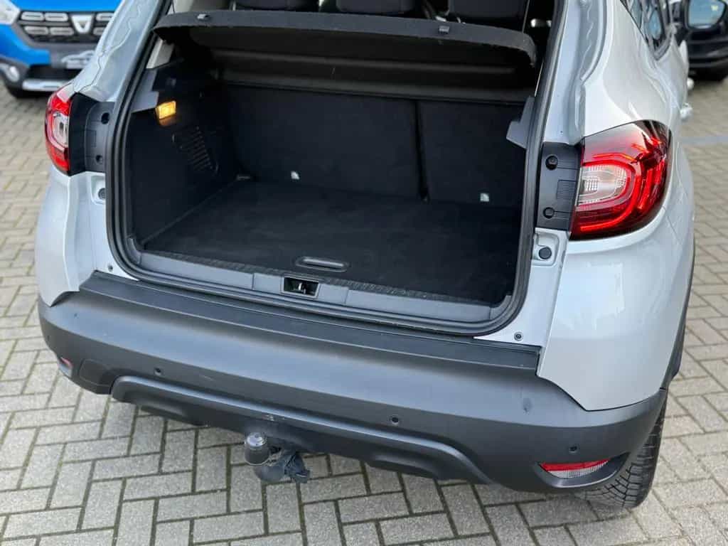 Renault Captur TCe 150 *NAVI*AHK*PDC*SHZ 06/2019-photo-22