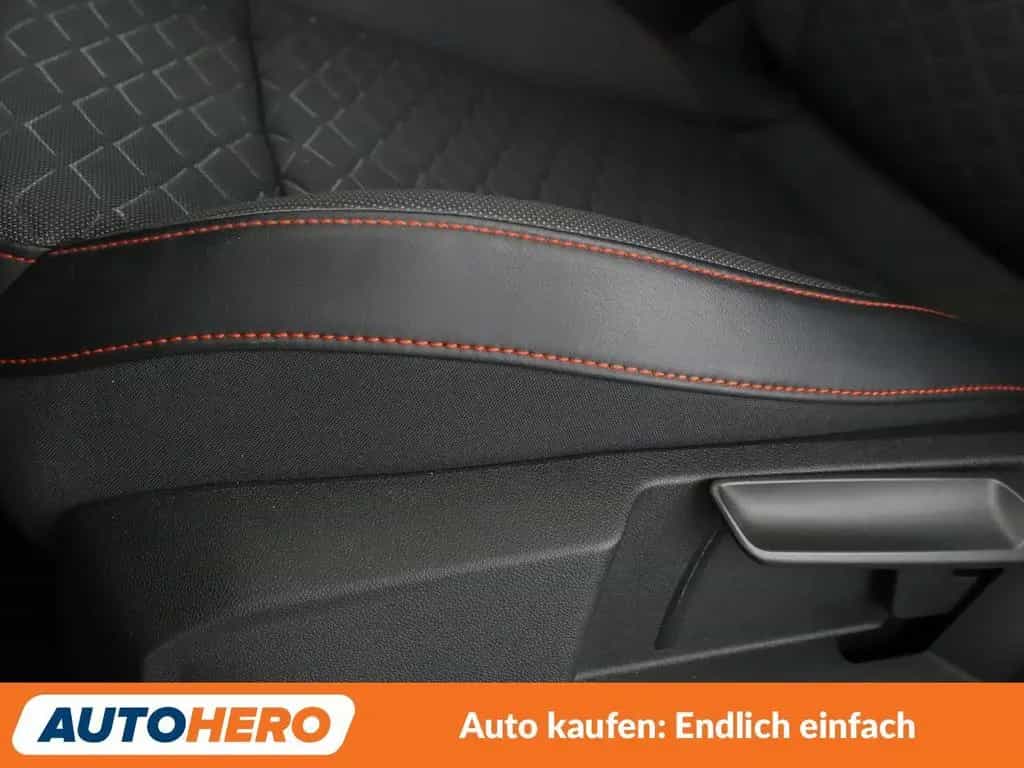 Seat Leon 1.5 TSI ACT FR FR*NAVI*LED*ACC*CAM*PDC*SHZ* 11/2021-photo-28