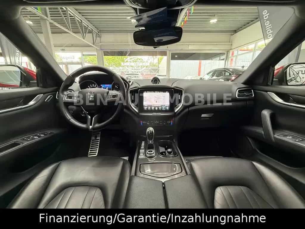 Maserati Ghibli 3.0 V6 Diesel *Luxury-/*Sportpaket*LED* 09/2016-photo-21