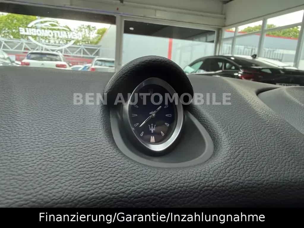Maserati Ghibli 3.0 V6 Diesel *Luxury-/*Sportpaket*LED* 09/2016-photo-36