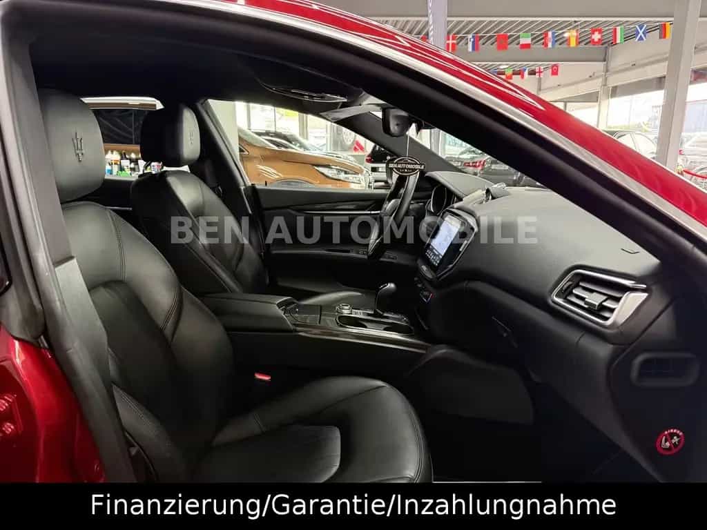 Maserati Ghibli 3.0 V6 Diesel *Luxury-/*Sportpaket*LED* 09/2016-photo-40
