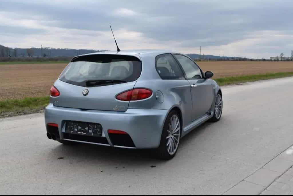 Alfa Romeo 147 3.2 V6 24V GTA 04/2004-photo-1