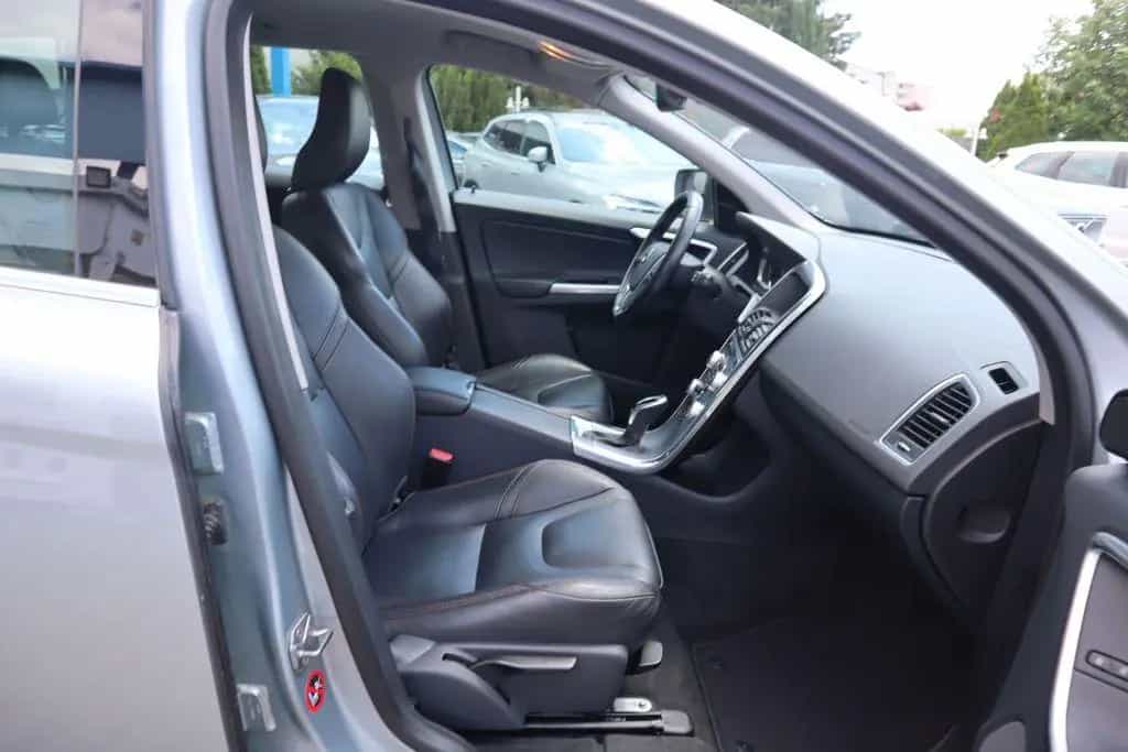 Volvo XC60 D4 Geartronic Summum|NAVI|XENON|R-CAM|LEDER 10/2017-photo-13