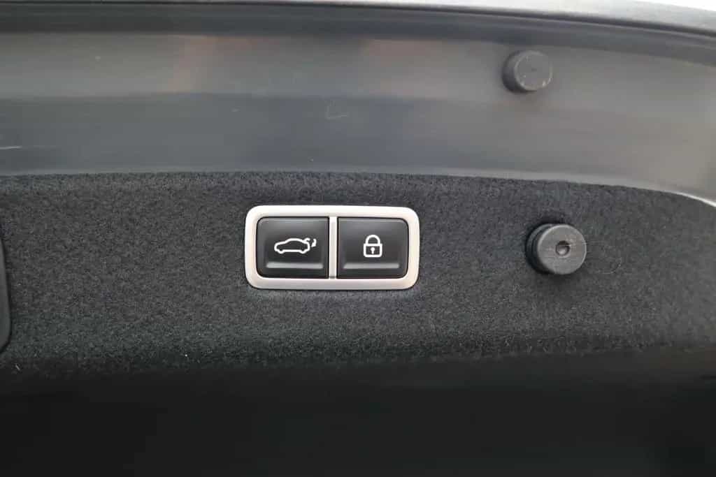 Genesis G70 Sport ACC/360°/SHZ/MEMORY/KEYLESS/EL.HECKKL/ 08/2024-photo-28