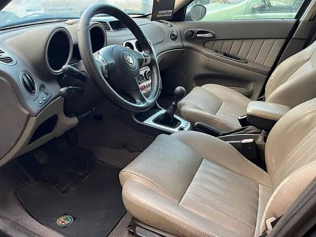 Alfa Romeo 156 ALFA ROMEO 156 1.9 JTD SPORTWAGON EXCLUSIVE 06/2005-photo-9