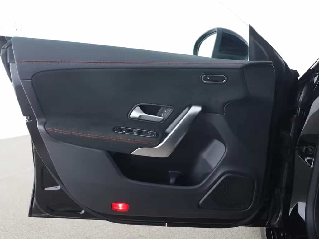 Mercedes-Benz CLA 180 Shooting Brake CLA 180 SB AMG AHK Kamera LED Ambiente MBUX 08/2020-photo-12