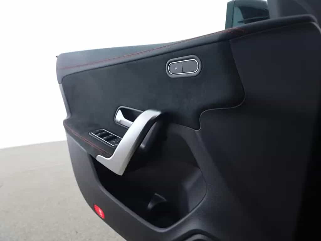 Mercedes-Benz CLA 180 Shooting Brake CLA 180 SB AMG AHK Kamera LED Ambiente MBUX 08/2020-photo-13