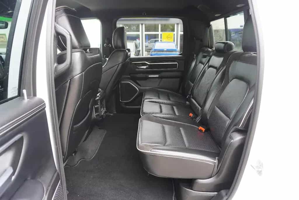 Dodge RAM 5,7 Laramie Sport  long~4x4~Leder~LED~AHK~ 07/2022-photo-10