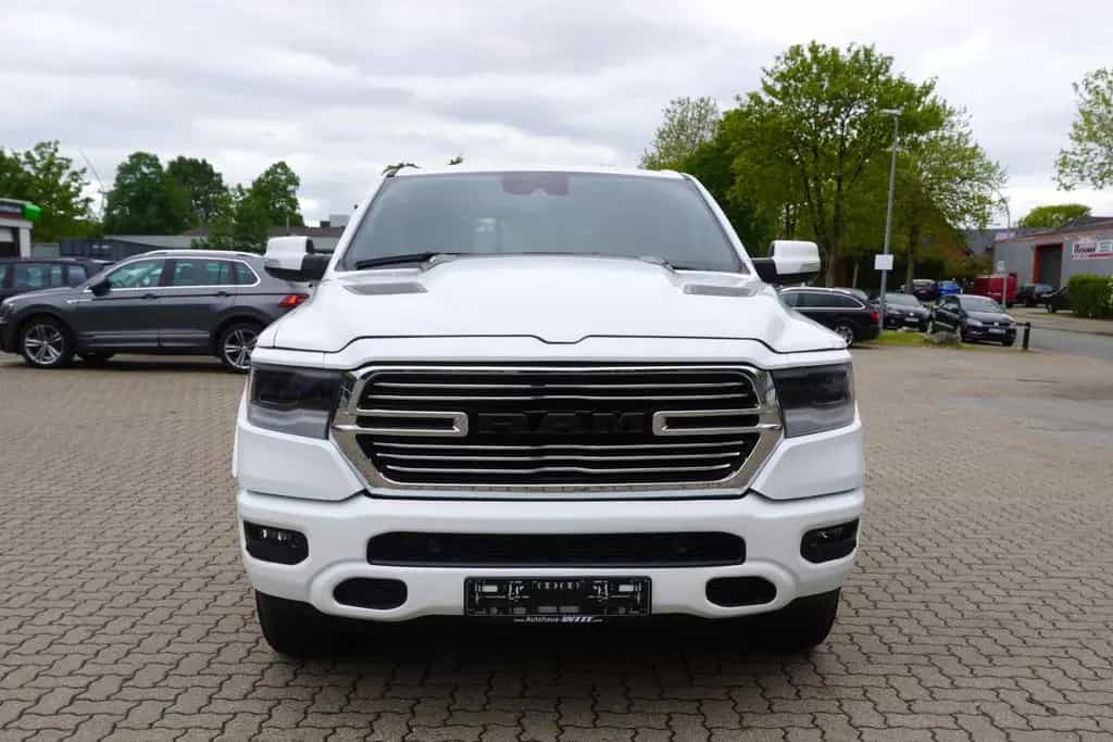 Dodge RAM 5,7 Laramie Sport  long~4x4~Leder~LED~AHK~ 07/2022-photo-2