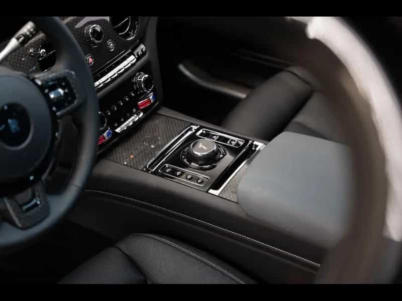 Rolls-Royce Ghost Black Badge null-photo-13
