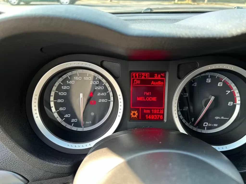 Alfa Romeo 159 Alfa 159 1.8 16V TBi 147KW Scheckheftgepflegt 08/2010-photo-11