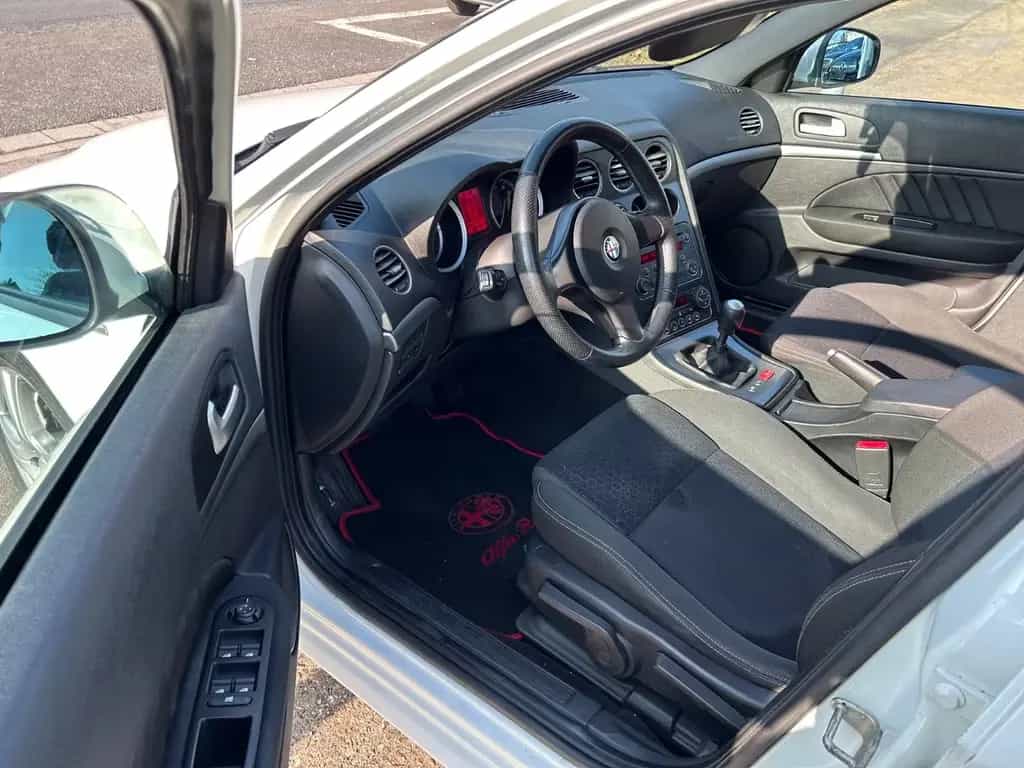 Alfa Romeo 159 Alfa 159 1.8 16V TBi 147KW Scheckheftgepflegt 08/2010-photo-7