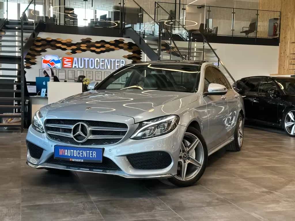 Mercedes-Benz C 200 *4Matic*AMG*Pano*LED* 01/2018-photo-0