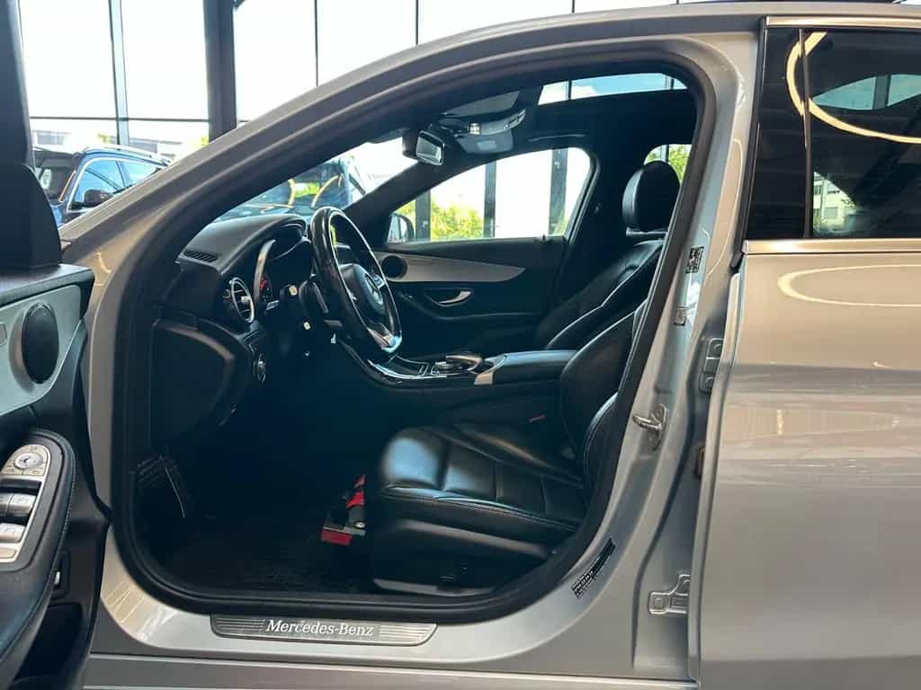 Mercedes-Benz C 200 *4Matic*AMG*Pano*LED* 01/2018-photo-36