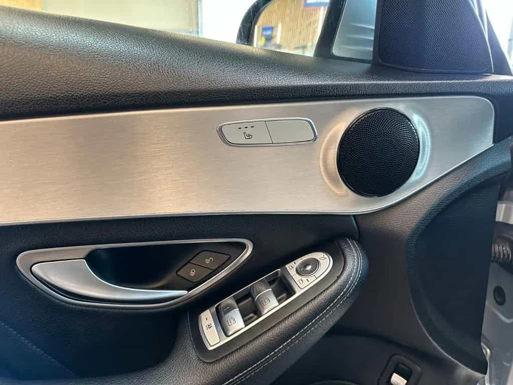 Mercedes-Benz C 200 *4Matic*AMG*Pano*LED* 01/2018-photo-39
