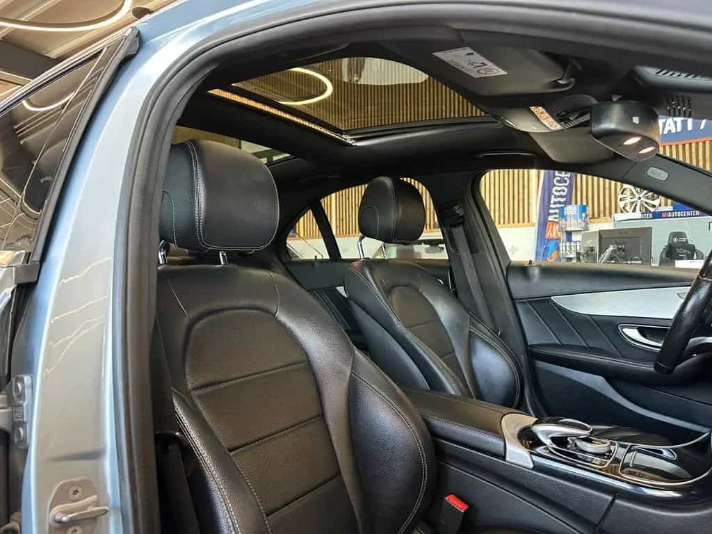Mercedes-Benz C 200 *4Matic*AMG*Pano*LED* 01/2018-photo-8