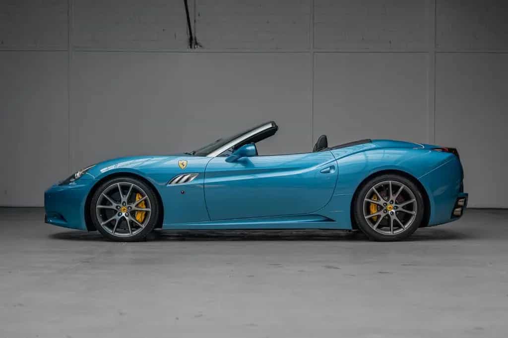 Ferrari California *TailorMade Bleu Avio Metallic* 07/2011-photo-14
