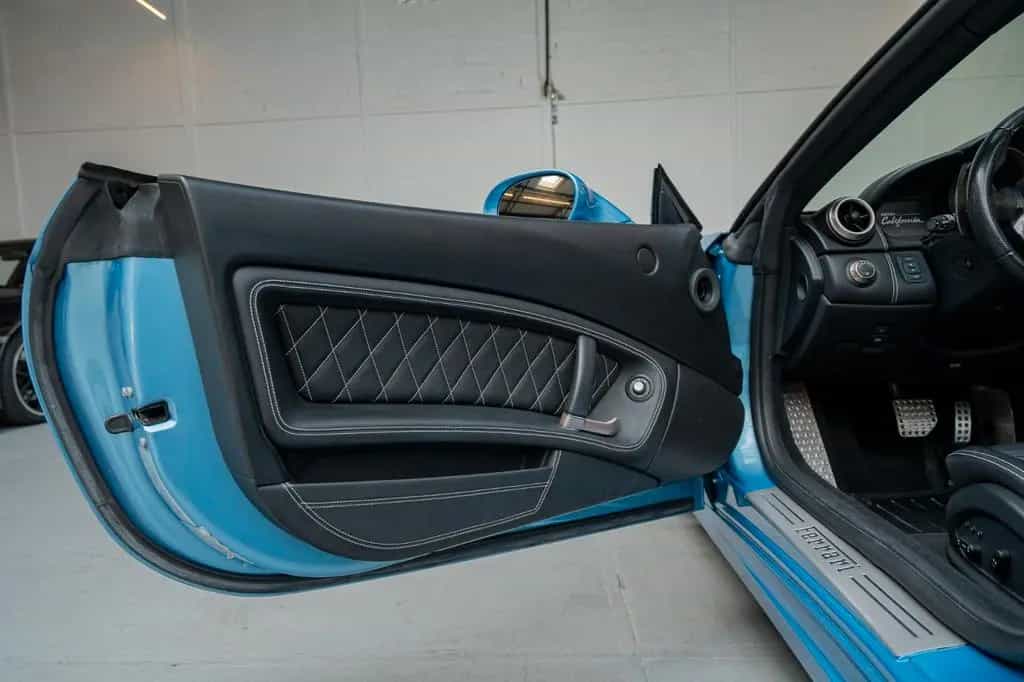 Ferrari California *TailorMade Bleu Avio Metallic* 07/2011-photo-35