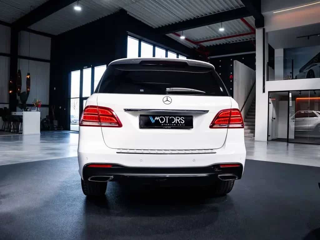 Mercedes-Benz GLE 250 250d 4-Matic - AHK - AMG line - Night pa 03/2017-photo-2