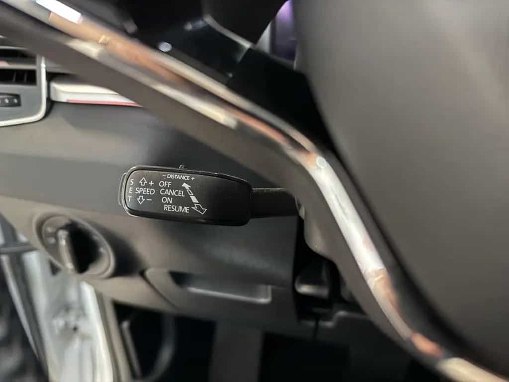 Skoda Karoq 1.5 TSI ACT DSG Tour KAMERA NAVI ACC LED 03/2023-photo-17