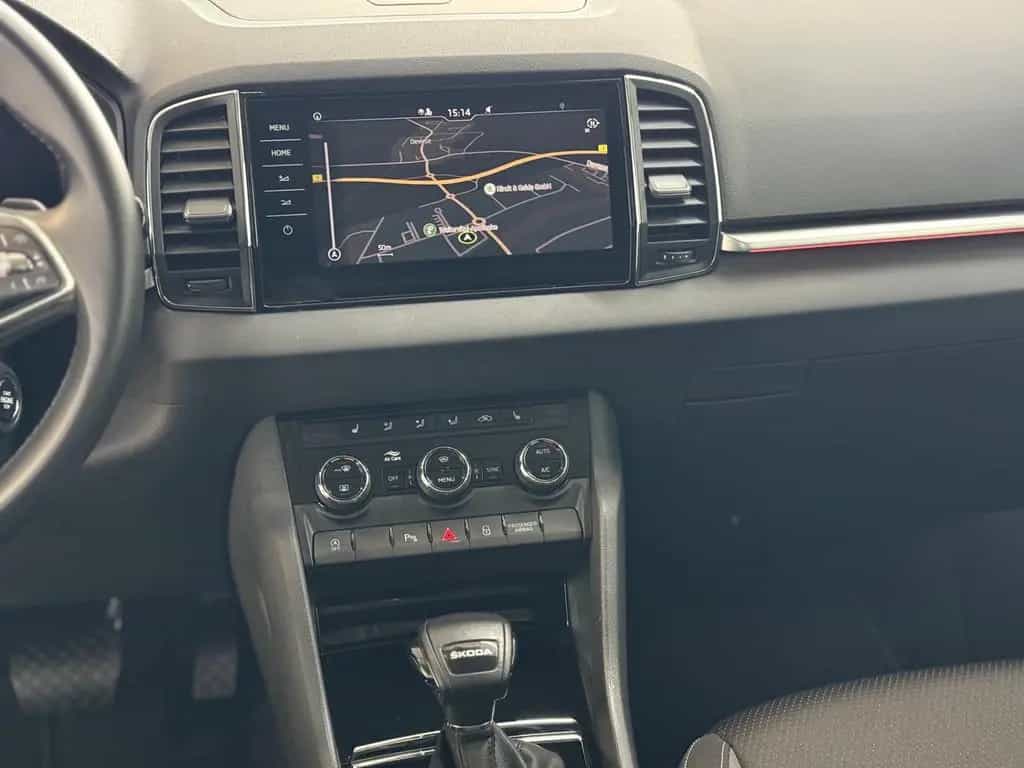 Skoda Karoq 1.5 TSI ACT DSG Tour KAMERA NAVI ACC LED 03/2023-photo-22