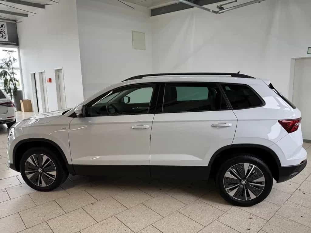 Skoda Karoq 1.5 TSI ACT DSG Tour KAMERA NAVI ACC LED 03/2023-photo-9