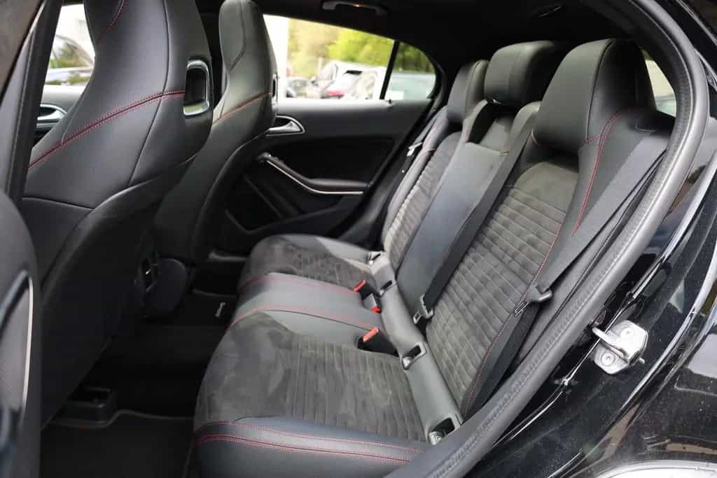 Mercedes-Benz GLA 250 4Matic AMG Line/PANO/KAMERA/TOTW/LED/NAV 10/2019-photo-10
