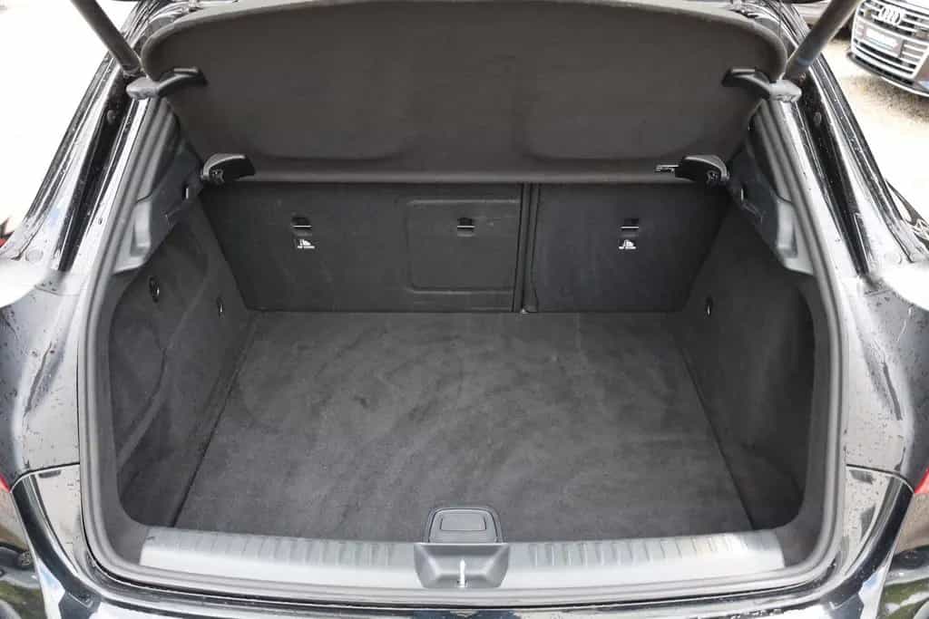 Mercedes-Benz GLA 250 4Matic AMG Line/PANO/KAMERA/TOTW/LED/NAV 10/2019-photo-16