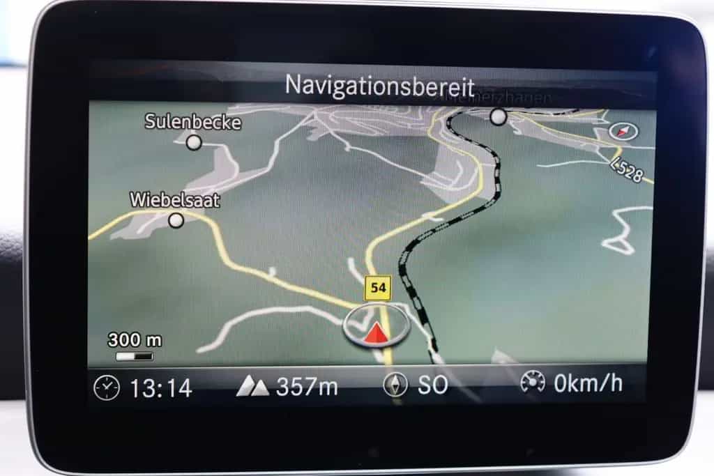 Mercedes-Benz GLA 250 4Matic AMG Line/PANO/KAMERA/TOTW/LED/NAV 10/2019-photo-24