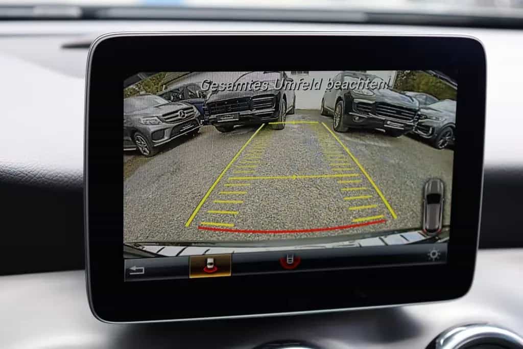 Mercedes-Benz GLA 250 4Matic AMG Line/PANO/KAMERA/TOTW/LED/NAV 10/2019-photo-27