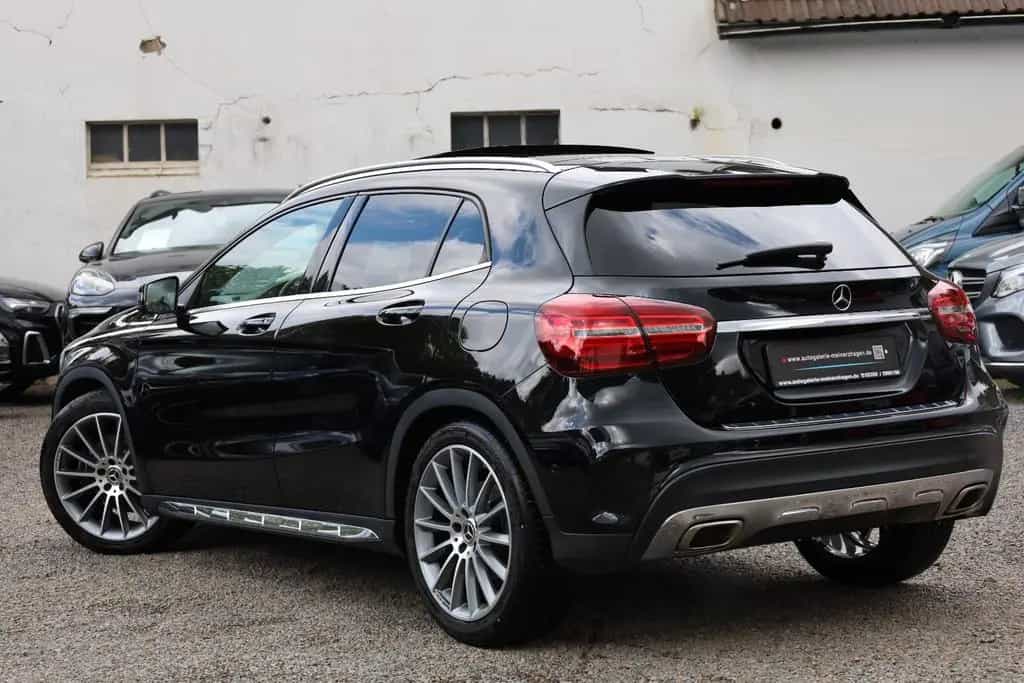 Mercedes-Benz GLA 250 4Matic AMG Line/PANO/KAMERA/TOTW/LED/NAV 10/2019-photo-7