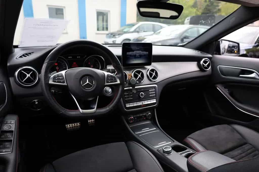 Mercedes-Benz GLA 250 4Matic AMG Line/PANO/KAMERA/TOTW/LED/NAV 10/2019-photo-8