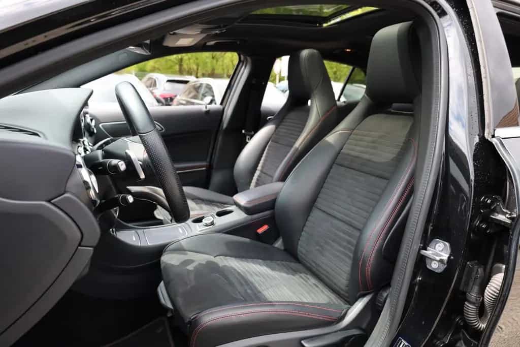 Mercedes-Benz GLA 250 4Matic AMG Line/PANO/KAMERA/TOTW/LED/NAV 10/2019-photo-9