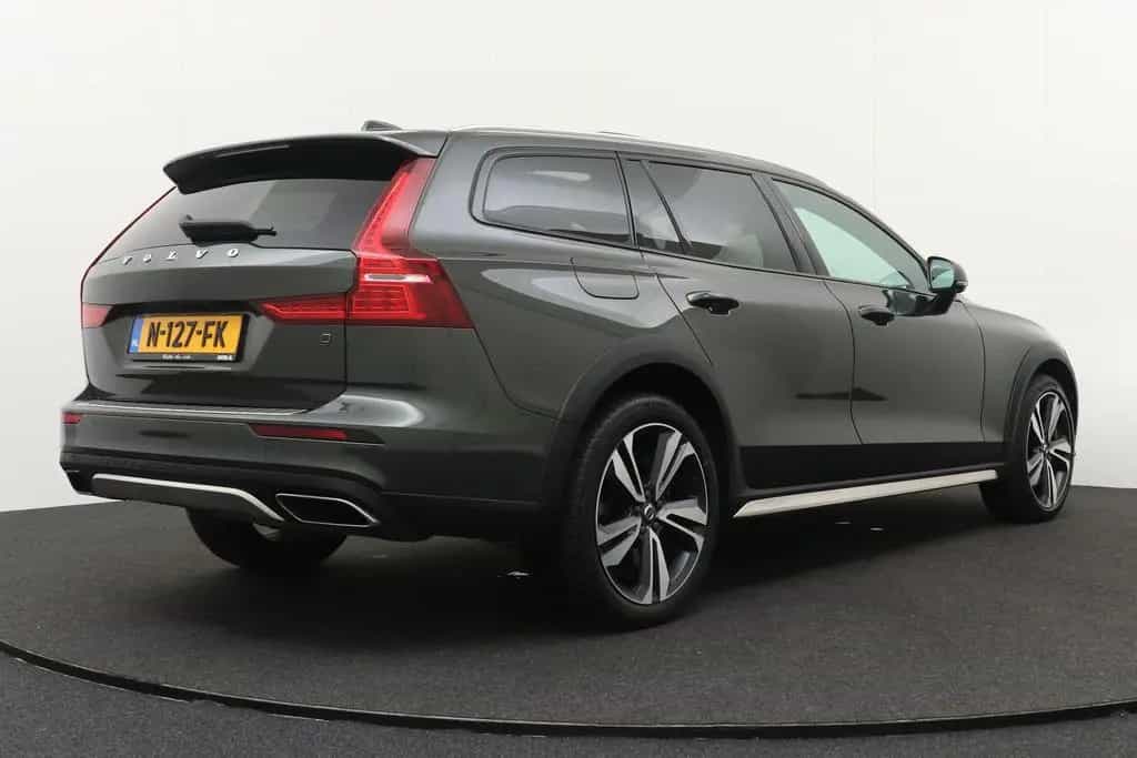 Volvo V60 Cross Country B5 265PK Aut. Inscription Pano 10/2021-photo-0