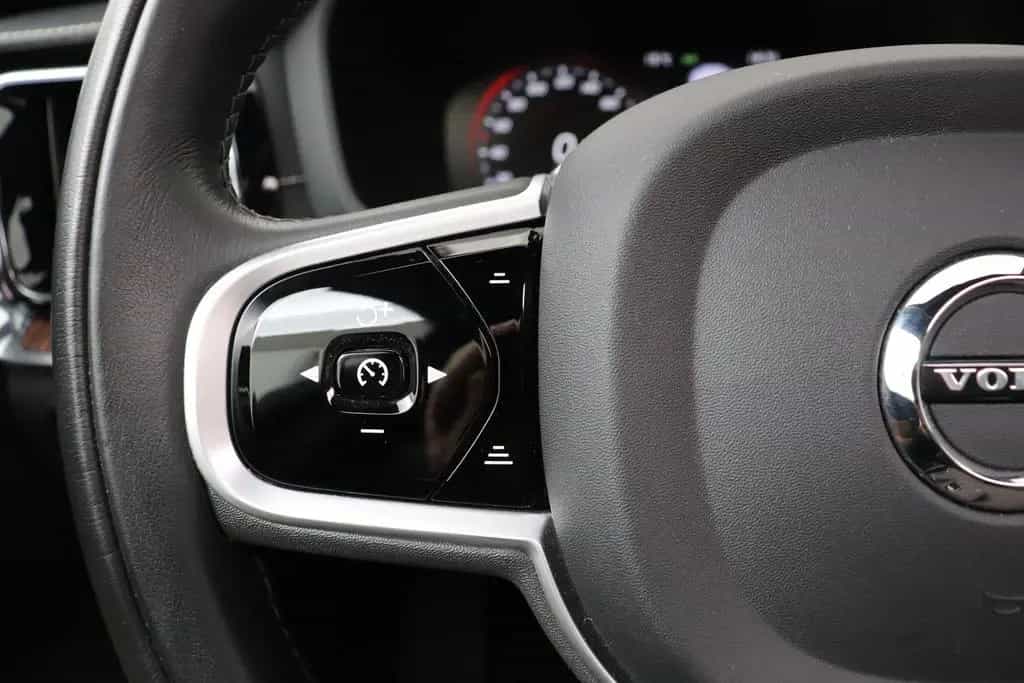 Volvo V60 Cross Country B5 265PK Aut. Inscription Pano 10/2021-photo-21