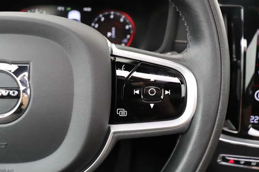 Volvo V60 Cross Country B5 265PK Aut. Inscription Pano 10/2021-photo-22
