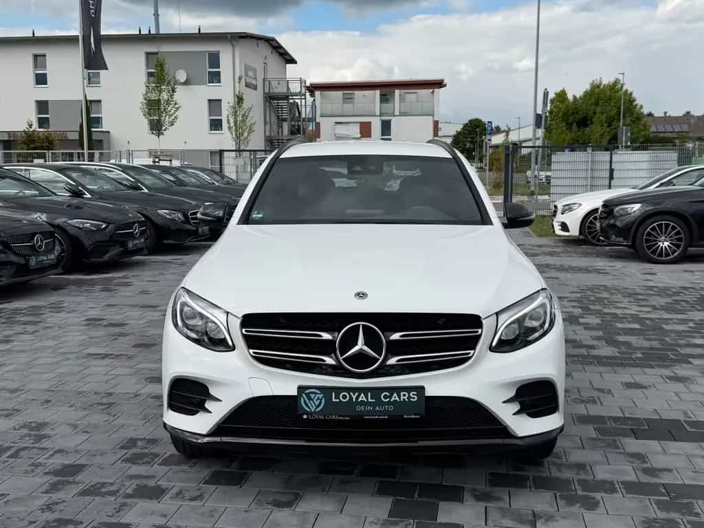 Mercedes-Benz GLC 250 d 4M*9G*AMG*LED*KAMERA*NIGHT*AHK*LEDER* 06/2018-photo-1