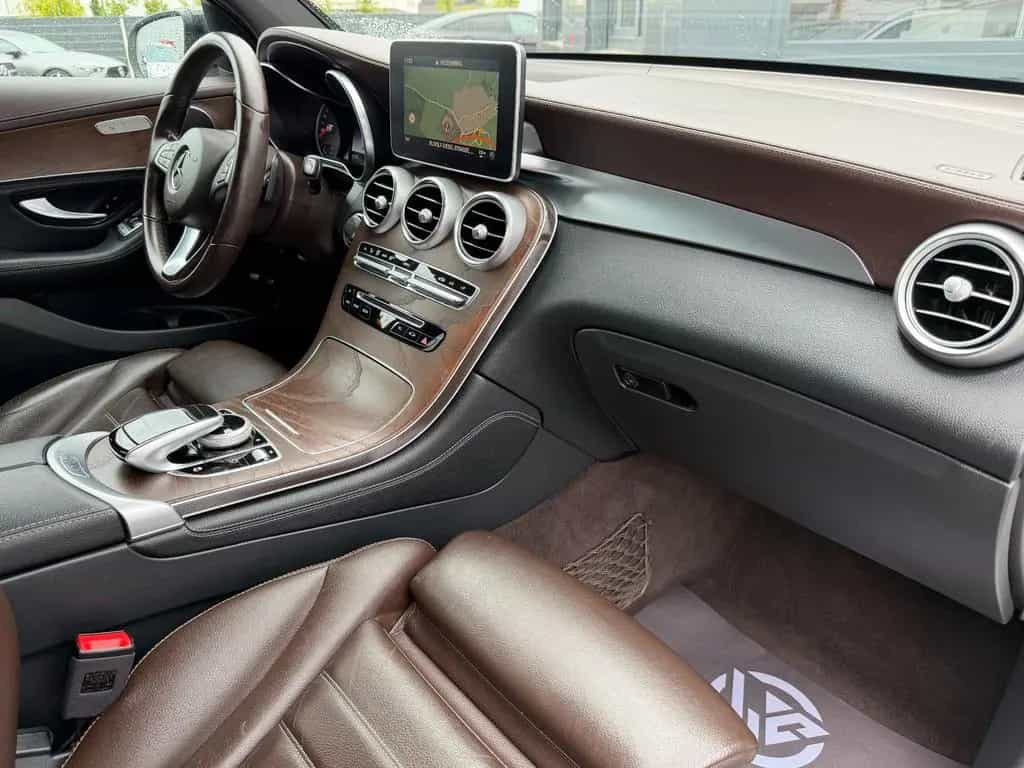 Mercedes-Benz GLC 250 d 4M*9G*AMG*LED*KAMERA*NIGHT*AHK*LEDER* 06/2018-photo-20