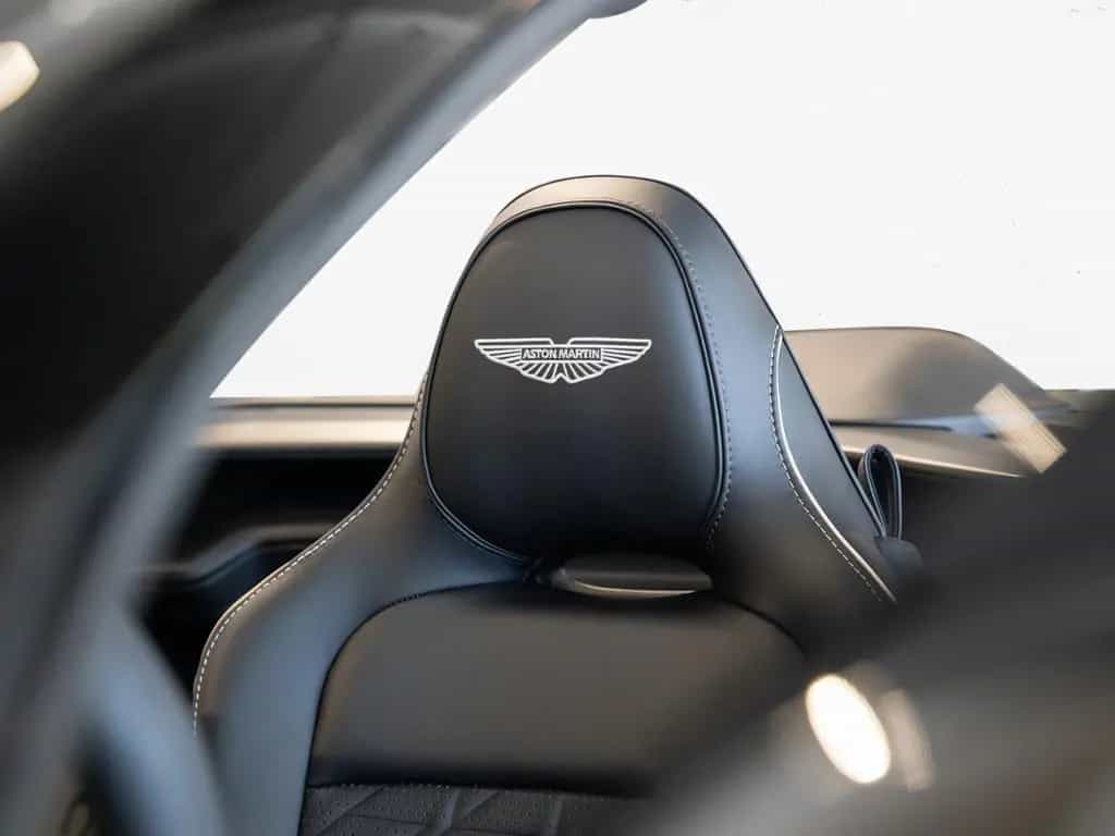 Aston Martin Vanquish Volante Aston Martin Hamburg 05/2026-photo-4