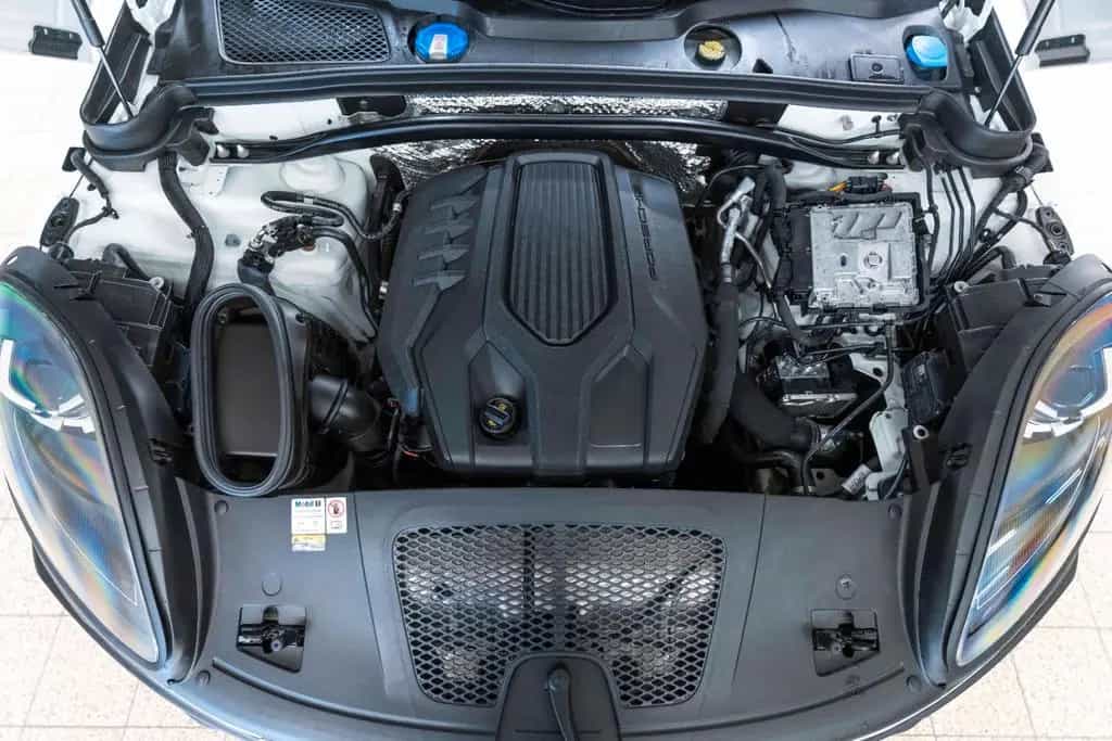 Porsche Macan 2.0L ACC BOSE PANO PDLS KAM LED CARPLAY 11/2022-photo-30