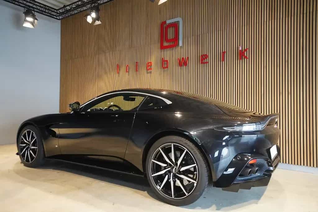 Aston Martin V8 Vantage 4.0*1.Hd.*Sport-Pak*BRD*Ohne OPF 10/2020-photo-2