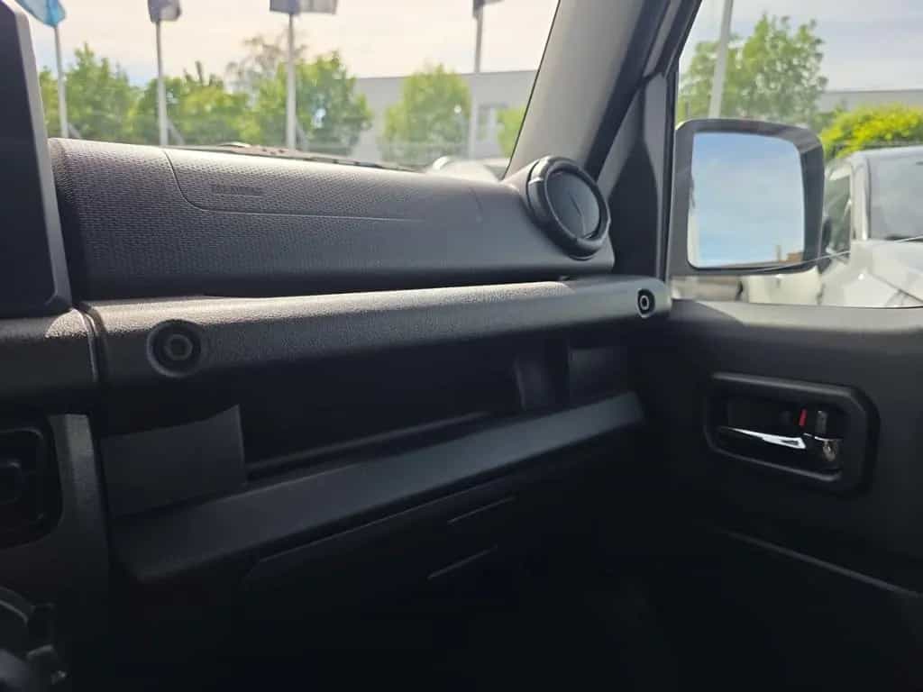 Suzuki Jimny Comfort Allgrip NFZ 1.5 Leiter Gepäckträge 12/2021-photo-17