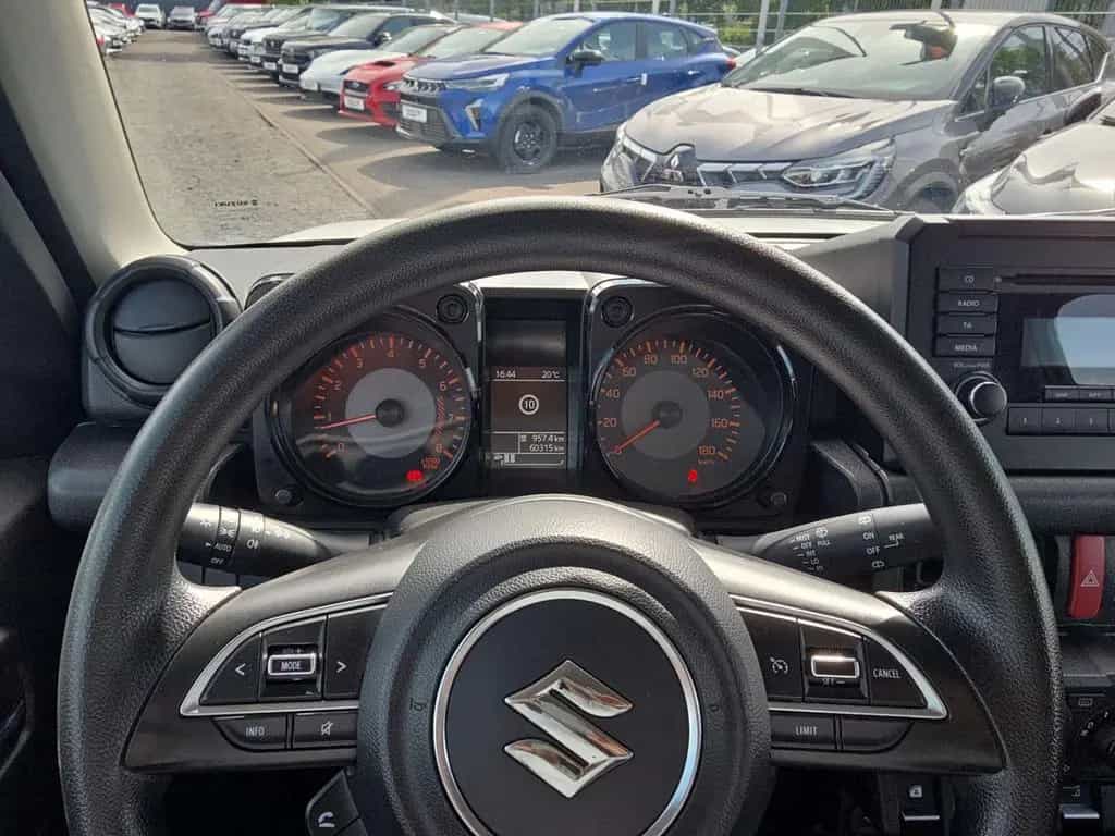 Suzuki Jimny Comfort Allgrip NFZ 1.5 Leiter Gepäckträge 12/2021-photo-8