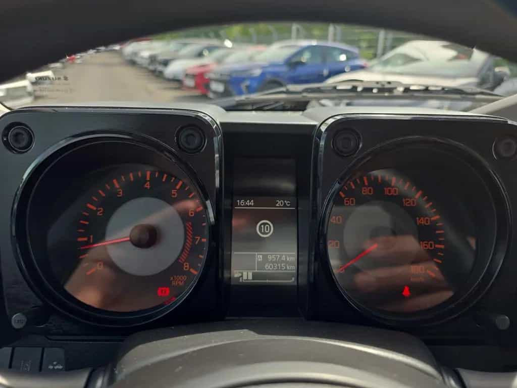 Suzuki Jimny Comfort Allgrip NFZ 1.5 Leiter Gepäckträge 12/2021-photo-9