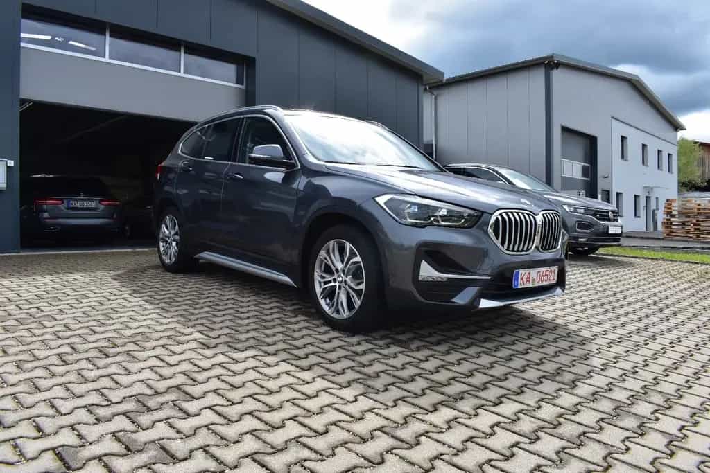BMW X1 xDrive 20 d xLine PAN-Dach/Kamera 03/2021-photo-2