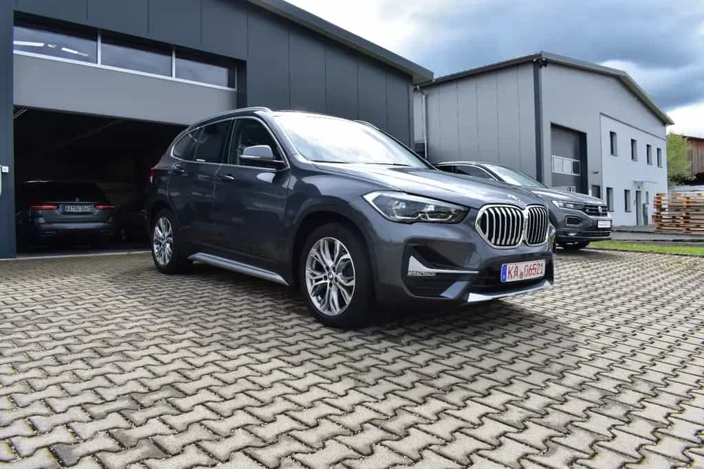BMW X1 xDrive 20 d xLine PAN-Dach/Kamera 03/2021-photo-3
