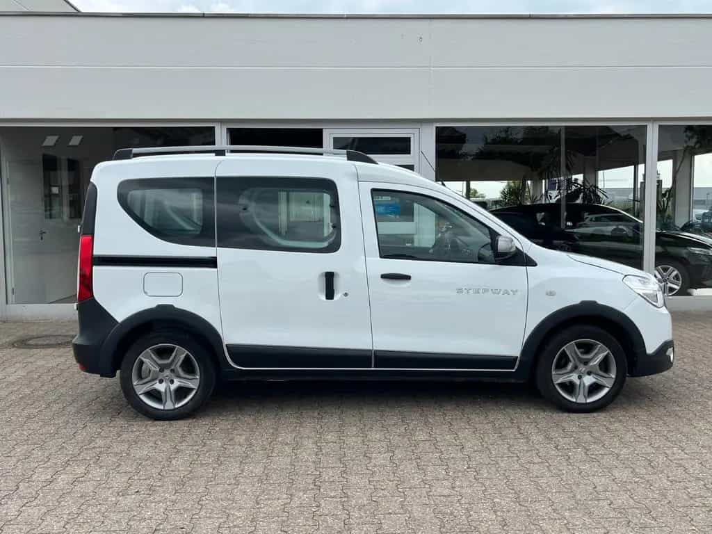 Dacia Dokker Stepway Plus 130PS (SHZ, KLIMA, NAVI) 03/2021-photo-4