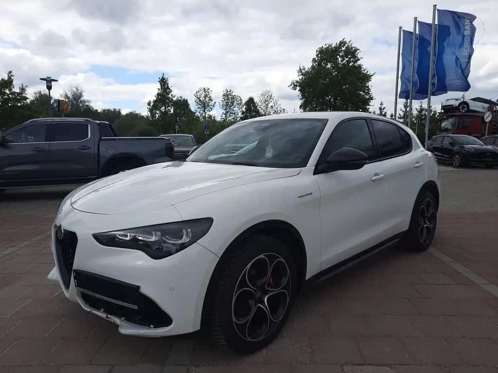 Alfa Romeo Stelvio 2.2 JTDM Veloce Q4 LED Navi ACC Leder 06/2024-photo-1