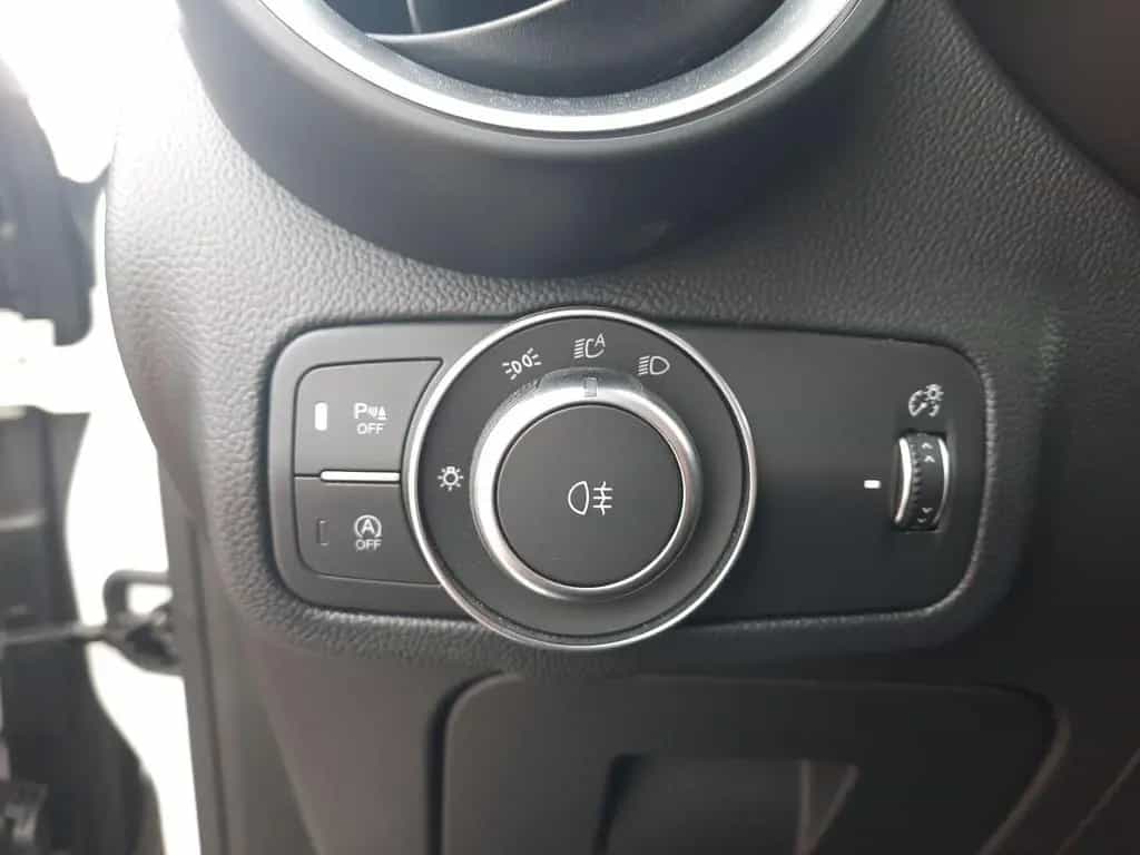 Alfa Romeo Stelvio 2.2 JTDM Veloce Q4 LED Navi ACC Leder 06/2024-photo-13