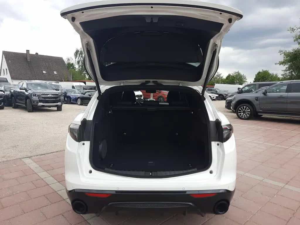 Alfa Romeo Stelvio 2.2 JTDM Veloce Q4 LED Navi ACC Leder 06/2024-photo-28